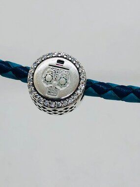 ✨✨Pandora LTD EDT Frida Kahlo/Diego Skull Double Sided Charm